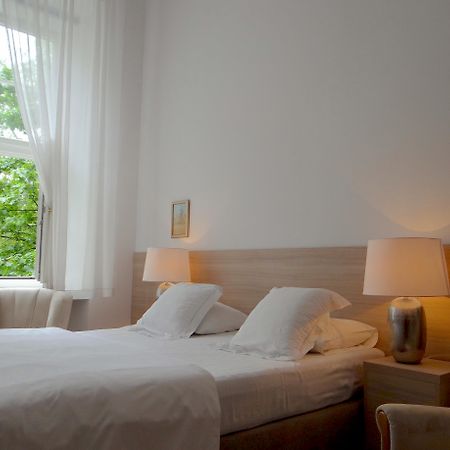 Boutique Aparthotel Krakau Buitenkant foto